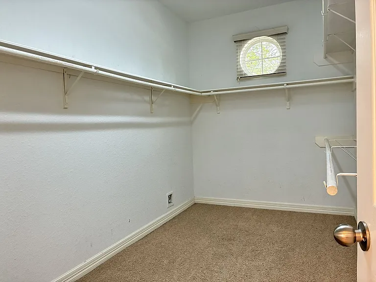 14207 Parable Ln — Photo 14