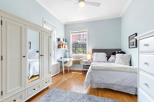 Sold by Compass | media 10