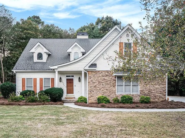 1005 Windridge Dr, Loganville, GA 30052