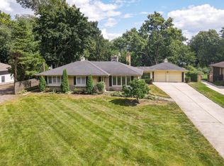 331 Lorraine St, Glen Ellyn, IL 60137
