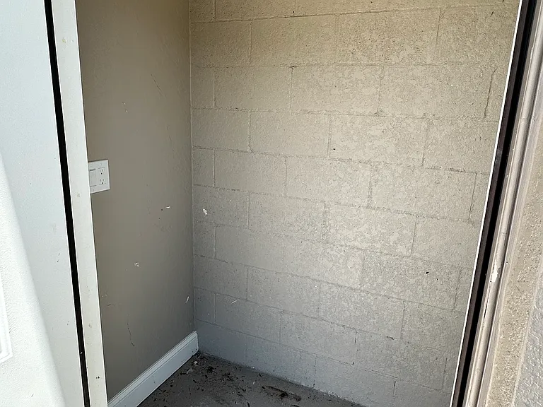 1139 Sycamore St — Photo 15