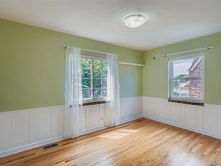 3070 Ash St — Photo 19