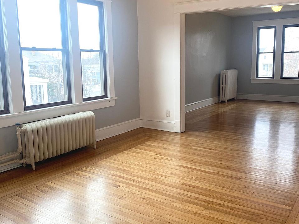1st image of 189 Green St