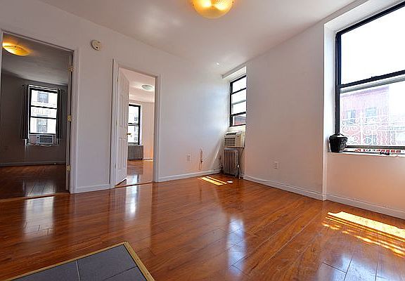 5th image of 390 Broome St APT 21