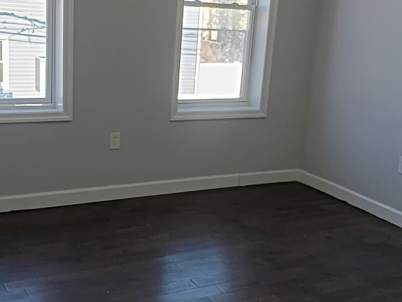 2nd image of 98 Brookdale Ave APT 2