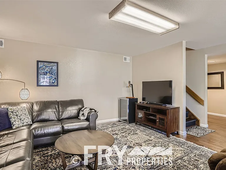 25875 Buffalo Ln — Photo 38