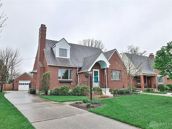 2nd image of 1128 Broadview Blvd
