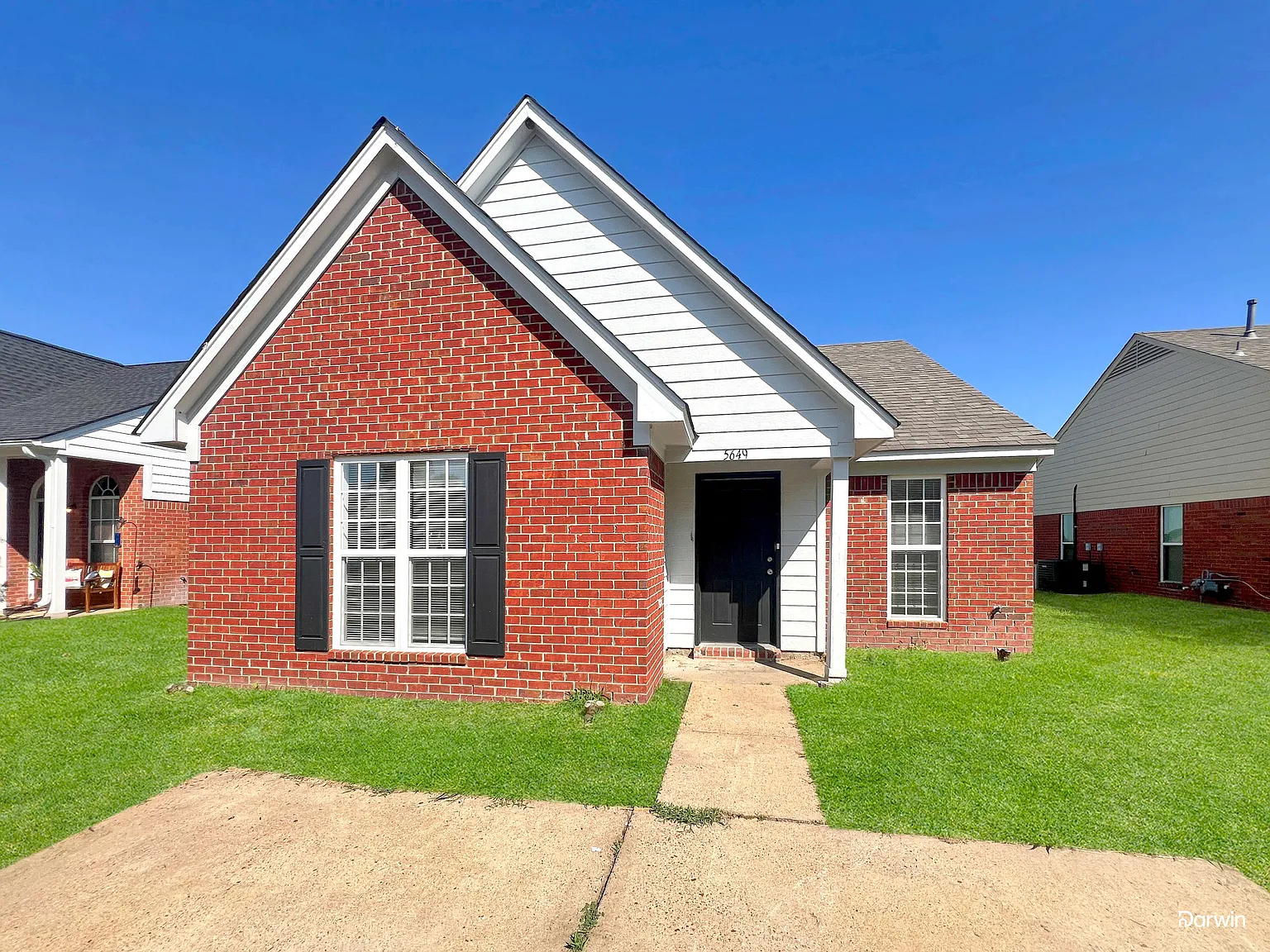 3 bed, 2.0 bath, 1114 sqft, $1,515 — Photo 1
