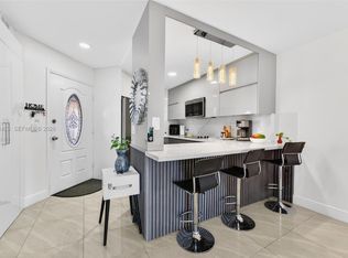 1750 W 46th St APT 412, Hialeah, FL 33012