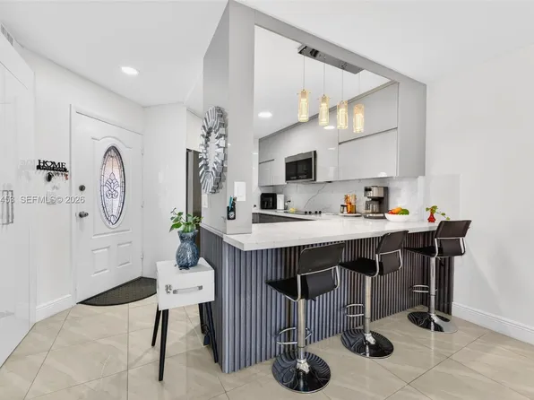 1750 W 46th St, Hialeah, FL