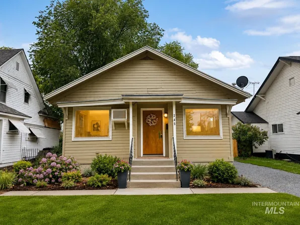 245 W Court St, Weiser, ID 83672