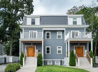 31 Gorham Ave #31, Brookline, MA 02445