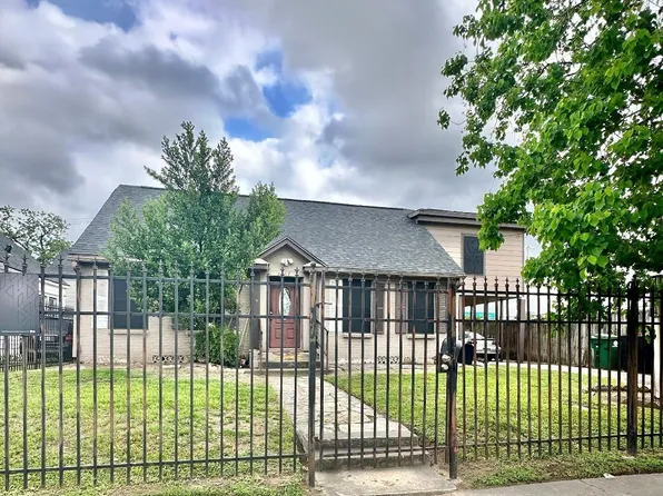 2007 Rosewood St, Houston, TX 77004