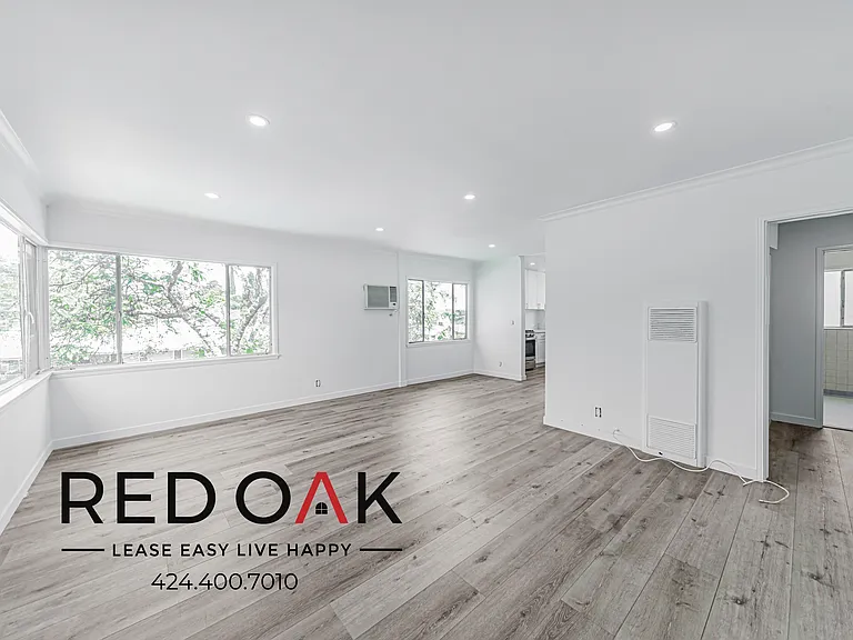3494 Rowena Ave #8 — Photo 1
