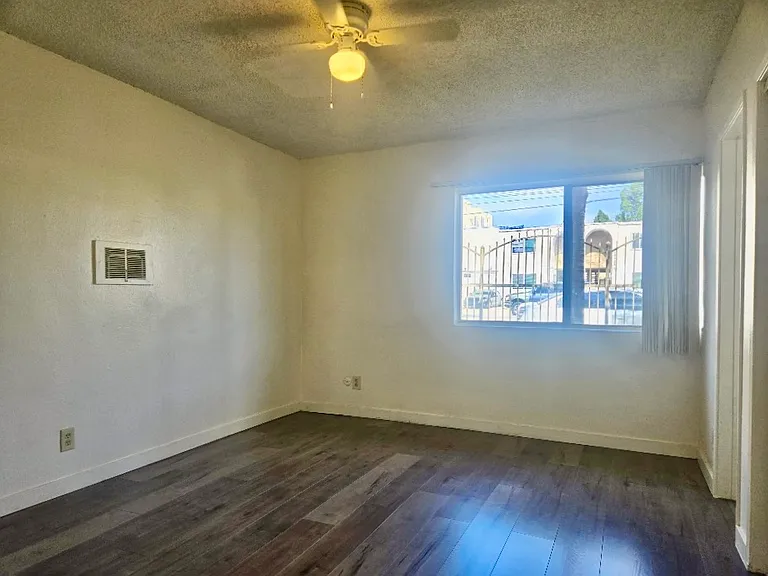 13418 Vanowen St #1 — Photo 8