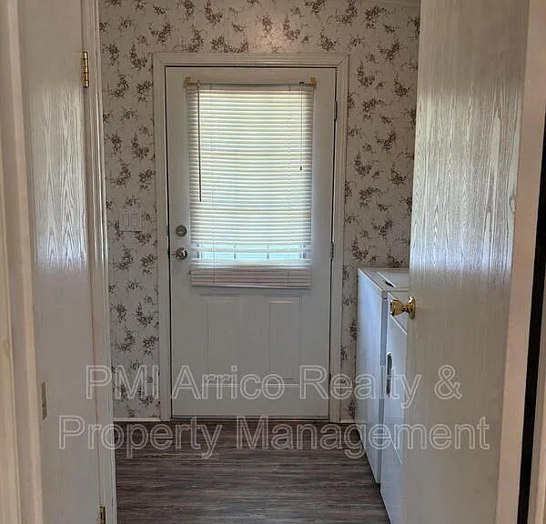 3515 Zephyr Ln — Photo 33