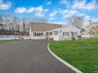158 Spiral Road, Holtsville, NY 11742