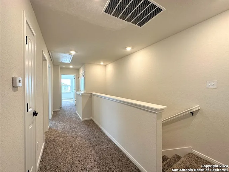 13858 Enzo Gate #2 — Photo 32