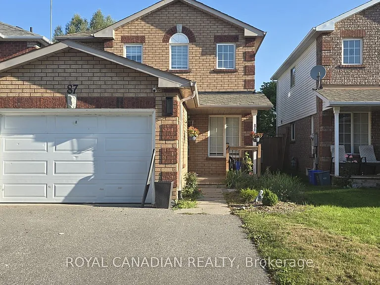 87 John Walter Cres — Photo 1