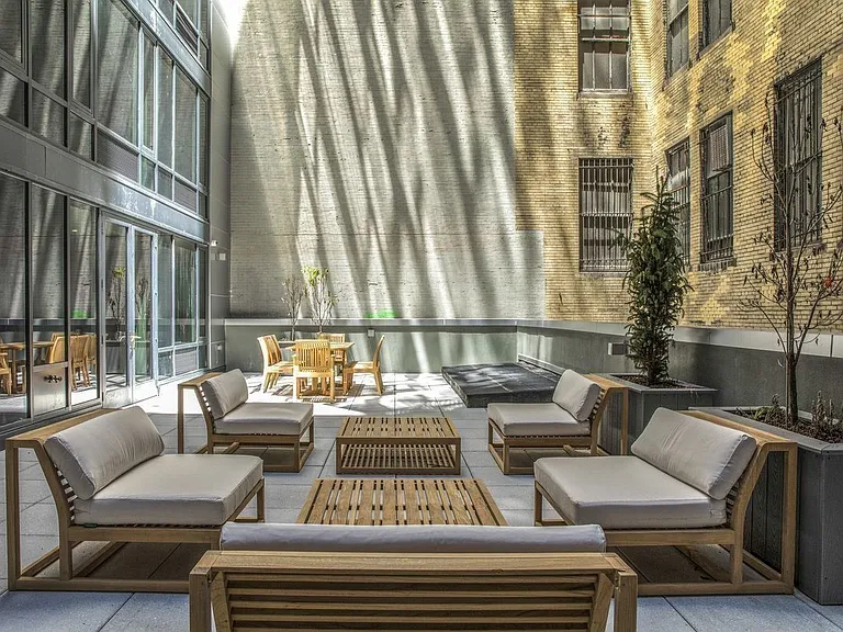 145 Madison Ave #8D — Photo 17