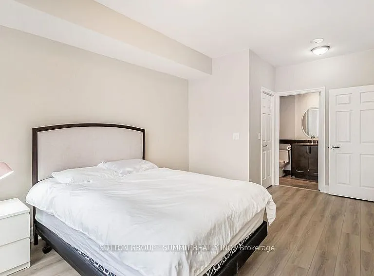 35 Balmuto St #1402 — Photo 12