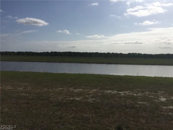 901 Naples Ave S, Lehigh Acres, FL 33974