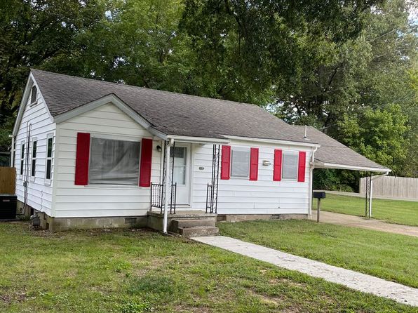 1216 Haltom St