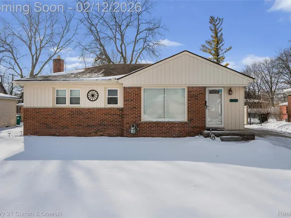 31531 Chester St, Garden City, MI 48135