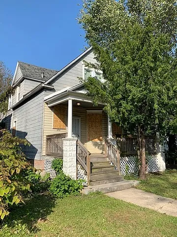 454 W 118th St photo 1