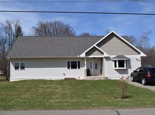 16 Melody Ln, Conklin, NY 13748