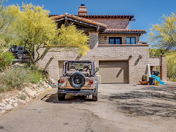 5th image of 6078 E Paseo Cimarron