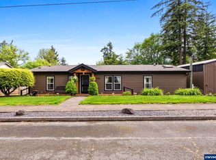 1788 Fir St, Sweet Home, OR 97386