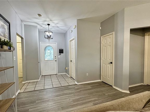 4th image of 2111 Bay Breeze