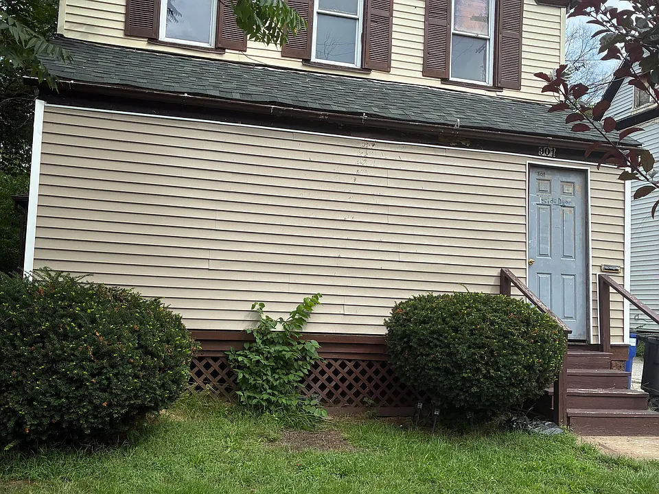 901 Ida Ave #2
