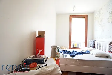 Rented by Rennit Inc.