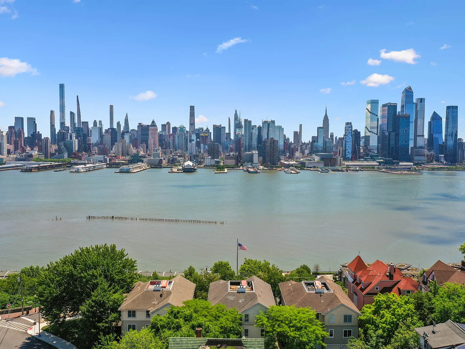 2 bed, 2.5 bath, $4,550 — Photo 3