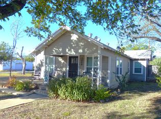 1408 S Bridge St, Brady, TX 76825