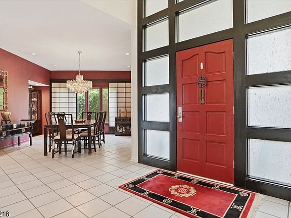 4th image of 1 Timber Rock Court