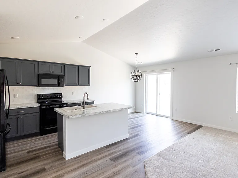3540 W Early Light Dr — Photo 10