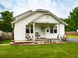 2125 E Walnut St, Springfield, MO 65802