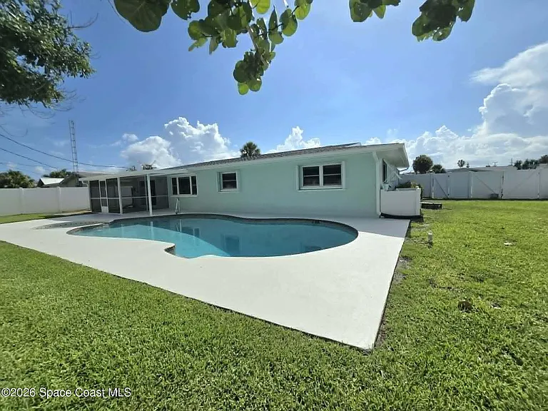 598 Verbenia Ct — Photo 15