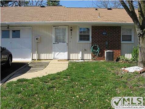 1st image of 821A Balmoral Ct