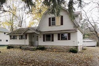 5th image of 144 S Finlay Ave