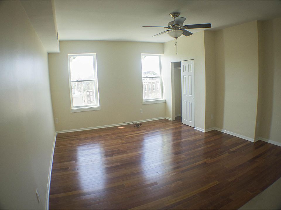 2nd image of 424 E North Ave #2