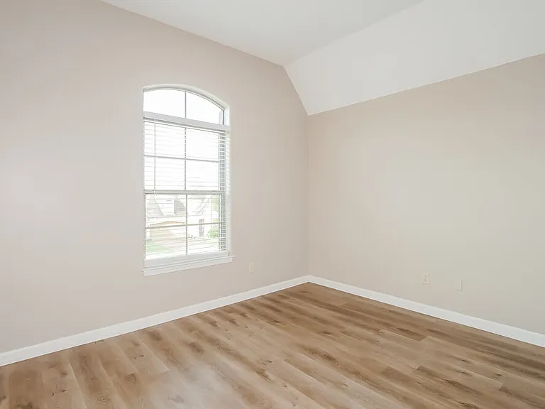 445 Green Willow Cv — Photo 12