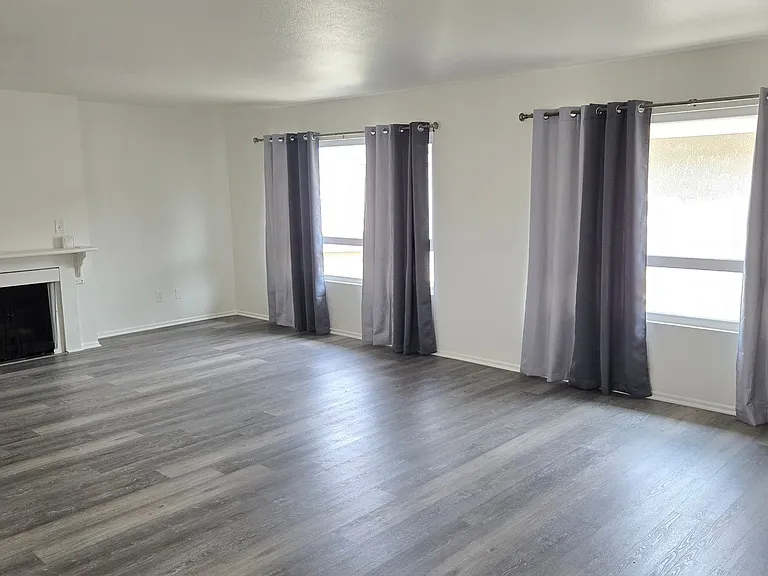 7802 Shaffer Cir — Photo 3
