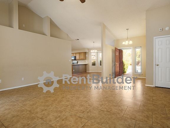 5th image of 6915 Sweetbriar Ave NW
