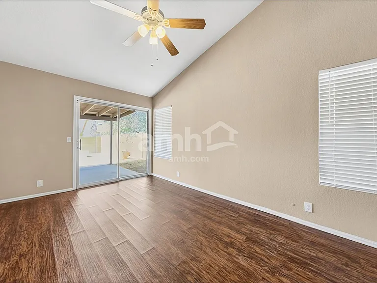 5553 W Shangri La Rd — Photo 6