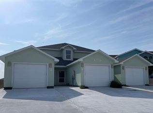 13957 Fortuna Bay Dr #B, Corpus Christi, TX 78418