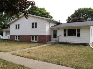 1624 Custer St, Iowa Falls, IA 50126